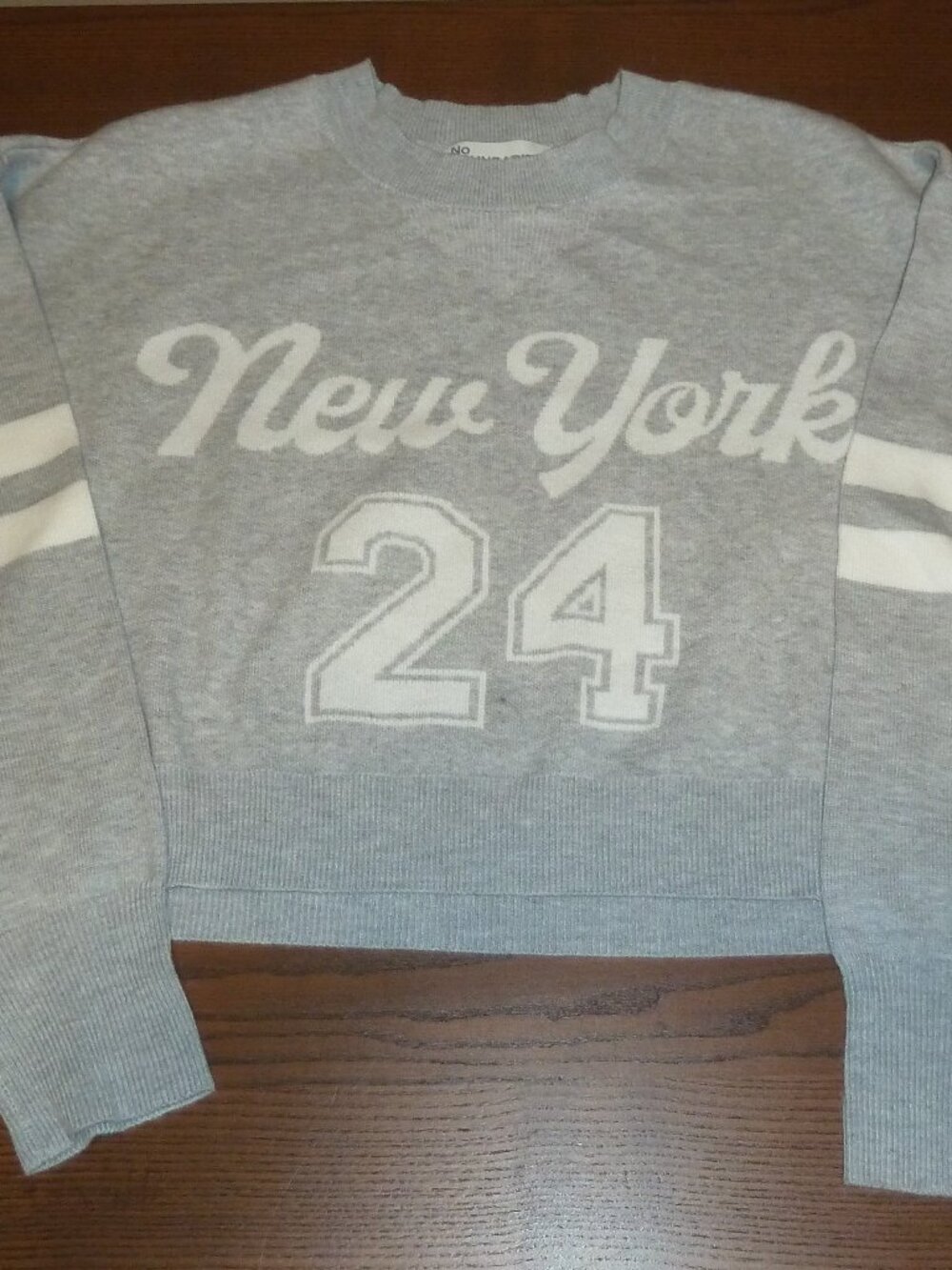 No Boundaries Sweater Womens NYC Graphic Cropped Knit Varsity Pullover